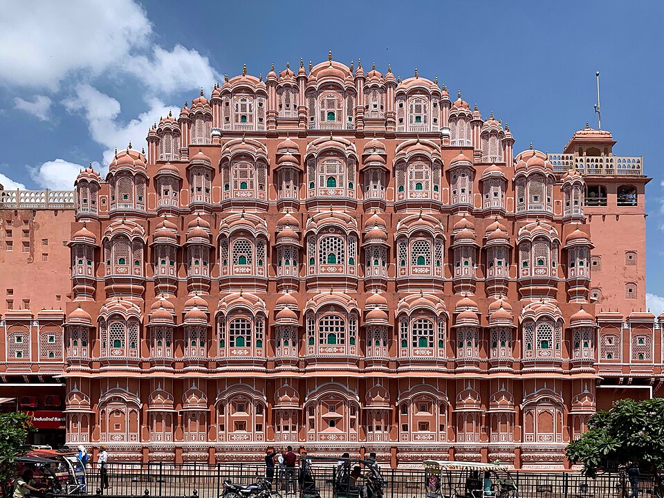Hawa Mahal and Jaipur heritage architecture in Rajasthan